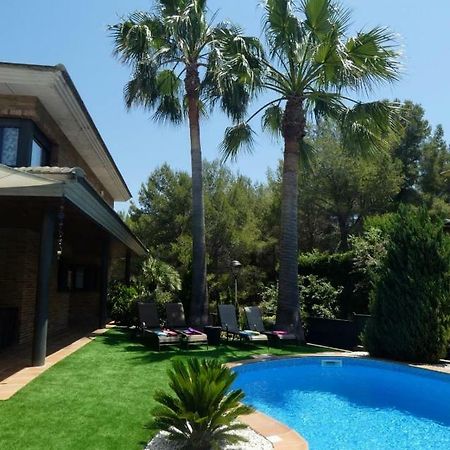 Washingtonia Villa Near Sitges Каньельес Экстерьер фото