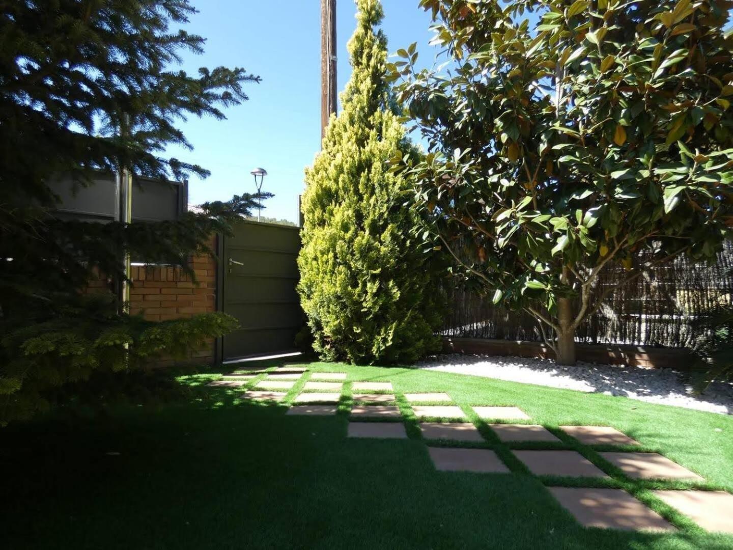Washingtonia Villa Near Sitges Каньельес Экстерьер фото