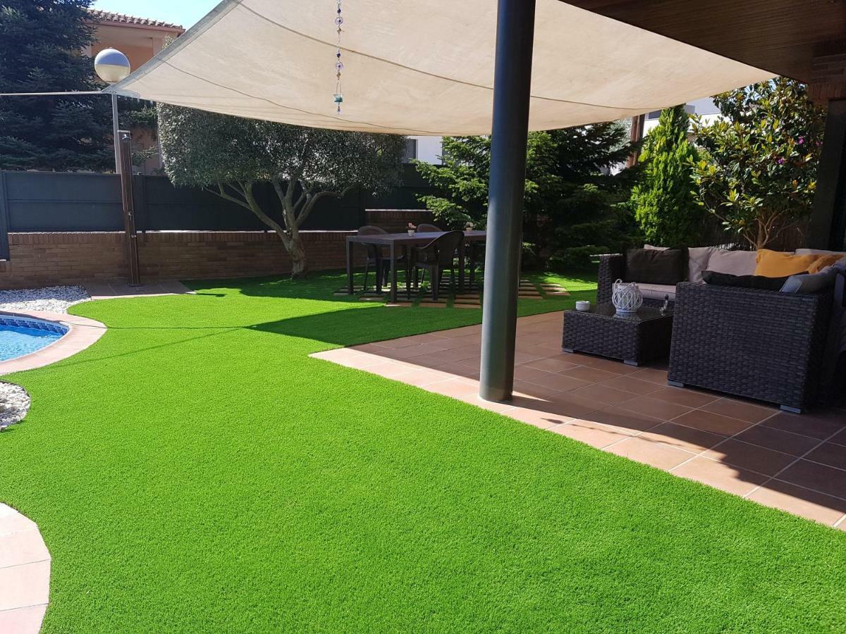 Washingtonia Villa Near Sitges Каньельес Экстерьер фото