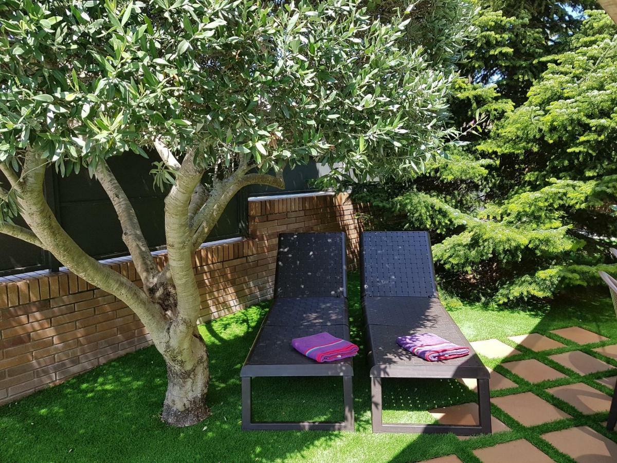 Washingtonia Villa Near Sitges Каньельес Экстерьер фото