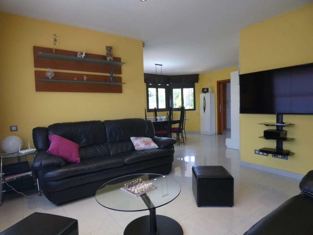 Washingtonia Villa Near Sitges Каньельес Экстерьер фото